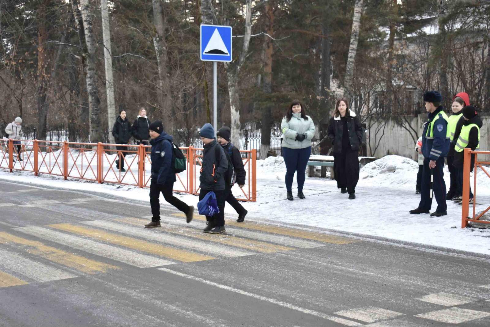 Изображения столовой.